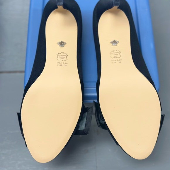 NWOB Nina Black satin peep toe bow heels - Picture 2 of 8